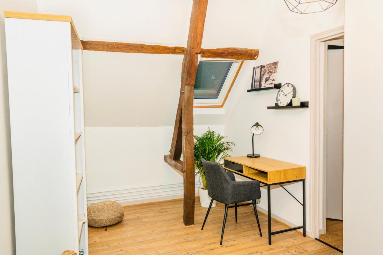 Nid Douillet La Cour Du Dauphin, Vue Cathedrale Imprenable Apartment Laon Exterior photo